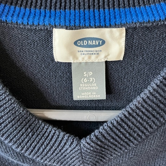 Old Navy V-Neck Sweater Collection Blue and Gray 3 Pack Boy - Picture 8 of 8